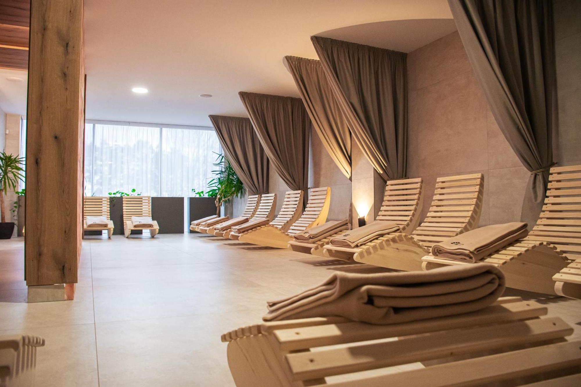 Rm Hotel Wellness & Congress Prievidza Exterior foto
